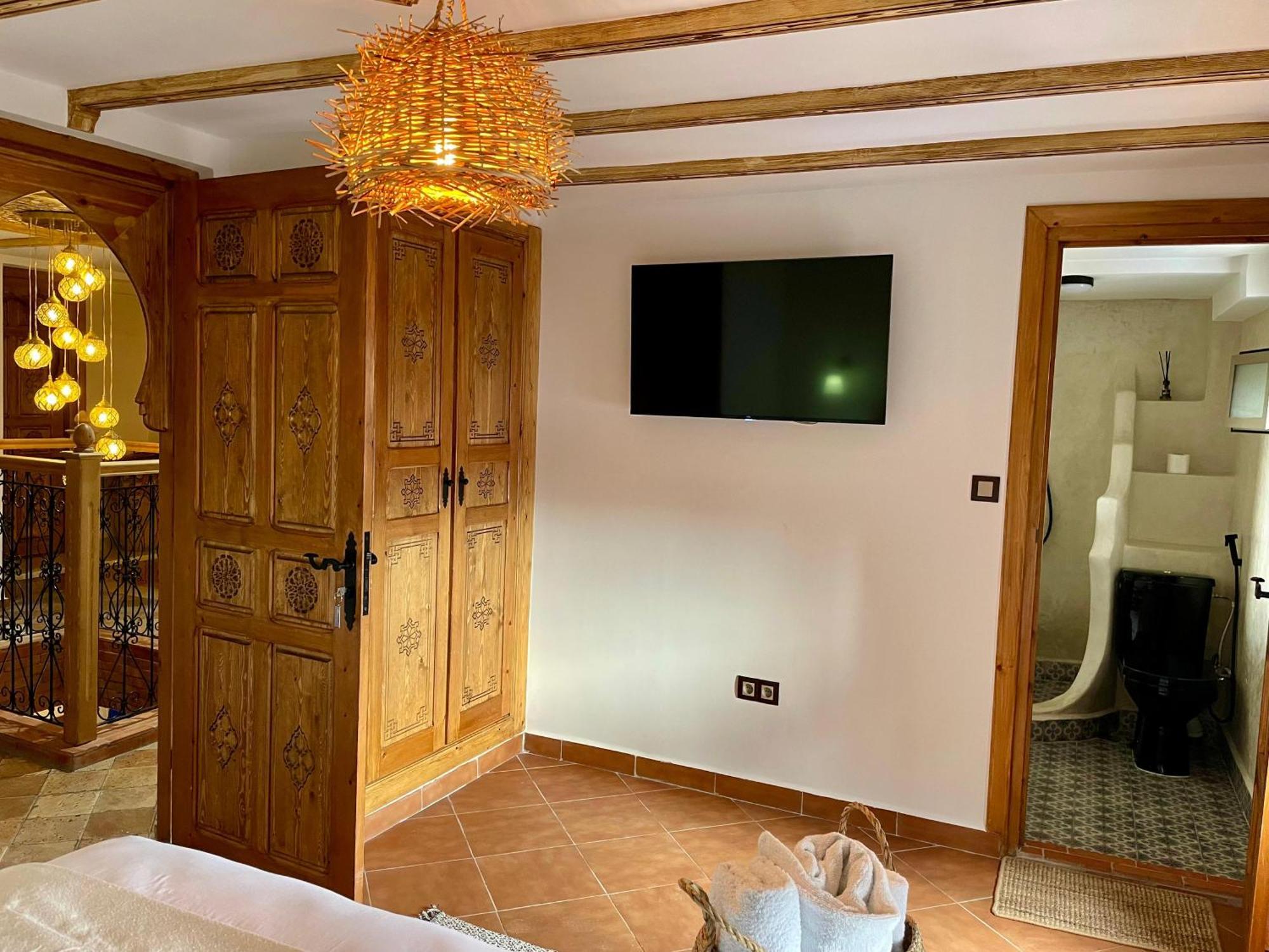 צ'פצ'אוונה Hotel Abi Khancha מראה חיצוני תמונה